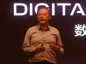 Cens.com News Picture 周永明樂觀雙R商機