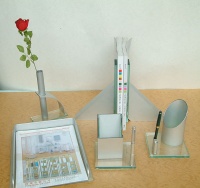 Cens.com JI-3304   Vase
WR-030  paper box
WR-031  pen/paper holder
WR-003  pen/paper holder
WR-005  pen h FENG KUEN CO., LTD.