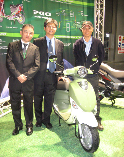 PGO unveiled the world`s first lithium-ion/lead-acid battery electric scooter.