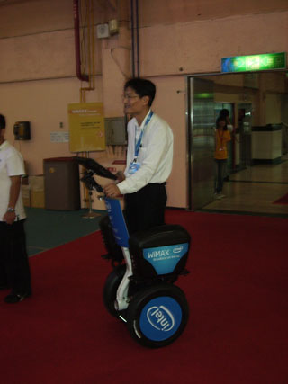 An Intel engineer demonstrates WiMAX connectivity on a Segway.