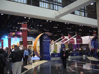 K/BIS 2008 set an attendance record at McCormick Place by drawing 40,000 visitors.