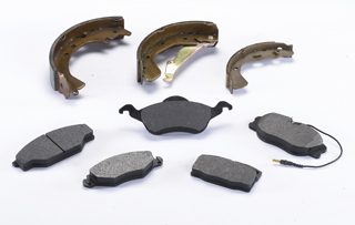 Various kinds of brake shoes and pads supplied by the company.