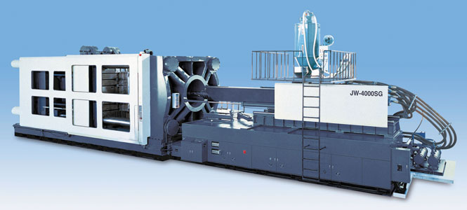 The 4,000-ton injection molding machine developed by Jon Wai.