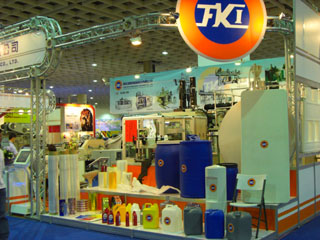 The Taipei Plas 2008 gathered specialized manufacturers of plastic processing machines to showcase advanced machines, especially the most popular energy-saving models.