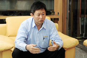 S.H. Fong, Hwang Yu`s vice president, says 2009 is the year to make a quantum leap.