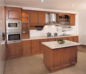 The traditional styled wall-to-wall kitchen cabinets by Guangzhou Hengdian are long-term market favorites.