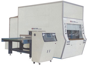 Big Toyo`s HAC1500 automatic painter is eco-friendly and lacquer saving. Big Toyo`s HAC1500 automatic painter is eco-friendly and lacquer saving.