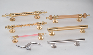 Chih Hsian uses metal-and-wood mixtures to turn out door handles. Chih Hsian uses metal-and-wood mixtures to turn out door handles.