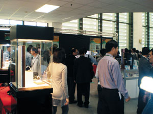 Innovative products and new technologies jointly developed by research institutions, academia, and enterprises were showcased at the presentation.