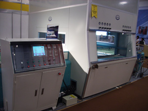 Big Toyo`s HAC1500 automatic painter. Big Toyo`s HAC1500 automatic painter.