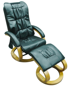 OAWI`s electric massage chair with footrest stool