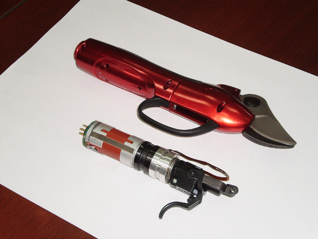The prototype of Wise Center`s power pruner and micro-motor