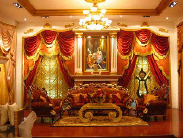 Inherent noble aura creates various visual impact.