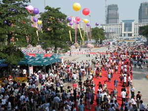 Since 1999, Guzhen has held nine China (Guzhen) International Lighting Fairs. 