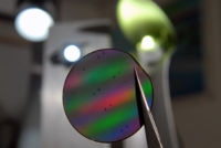 LED Makers Hold Mixed Views Toward Integrated Manufacturing</h2>