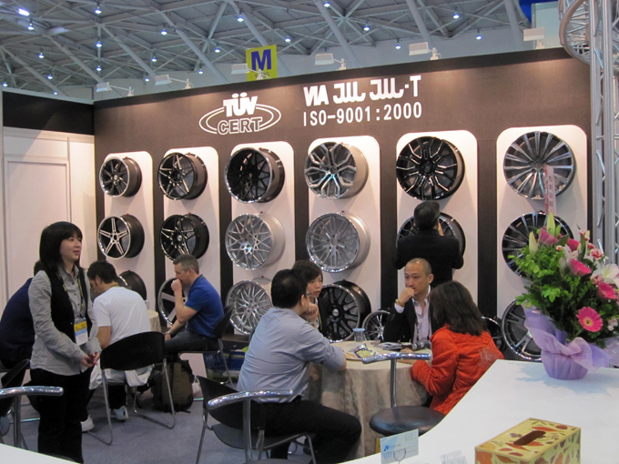 Other high-end wheels displayed by the company.