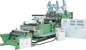 Multi-layer sheet (embossing film) T-die extrusion machine developed by Tai King.