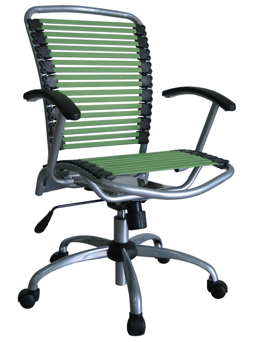The ergonomic bungee cord chairs recently developed by Chia Chi Ya come in a variety of designs and colors.