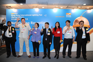A networking reception gives an auspicious start to the lighting fair. 
