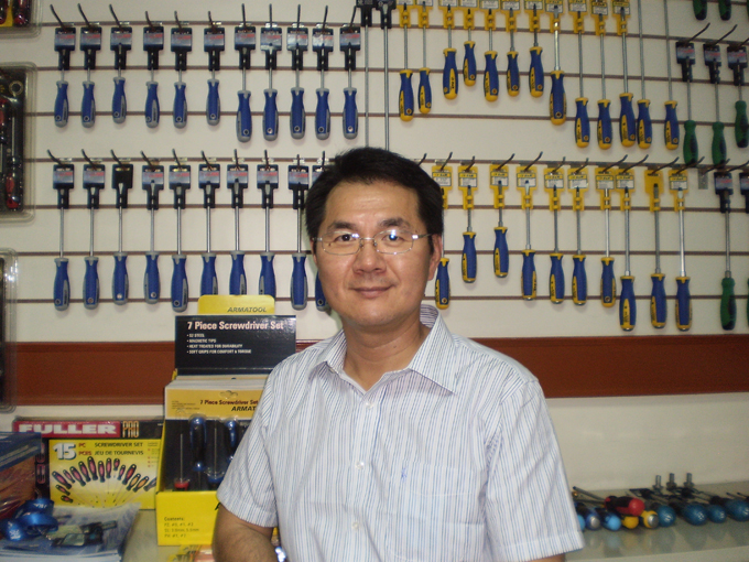 Charles Chang, sales manager of JYH Tools