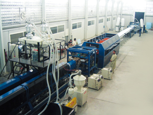 Plastic foam extrusion line produced by Pitac.
