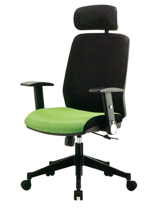 Jia Goang’s ergonomic OA chair has won popularity in world markets. 