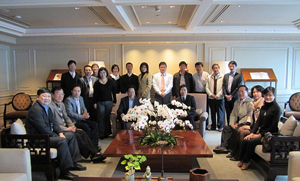 A delegation from the Fujian Electronics & Information (Group) Co. visited the alliance and its member companies. 