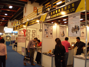Taiwanese lock makers attend trade fairs under the LAT umbrella. 