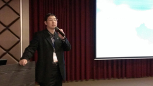 T.Y. Chou, chairman of e-Card Tech, introduces the total solution that is successfully applied in stamping. T.Y. Chou, chairman of e-Card Tech, introduces the total solution that is successfully applied in stamping.