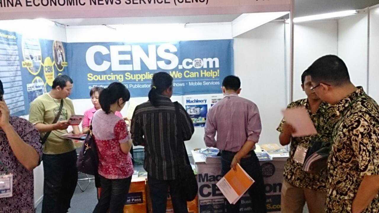 Visitors browse CENS publications at Propak Indonesia.