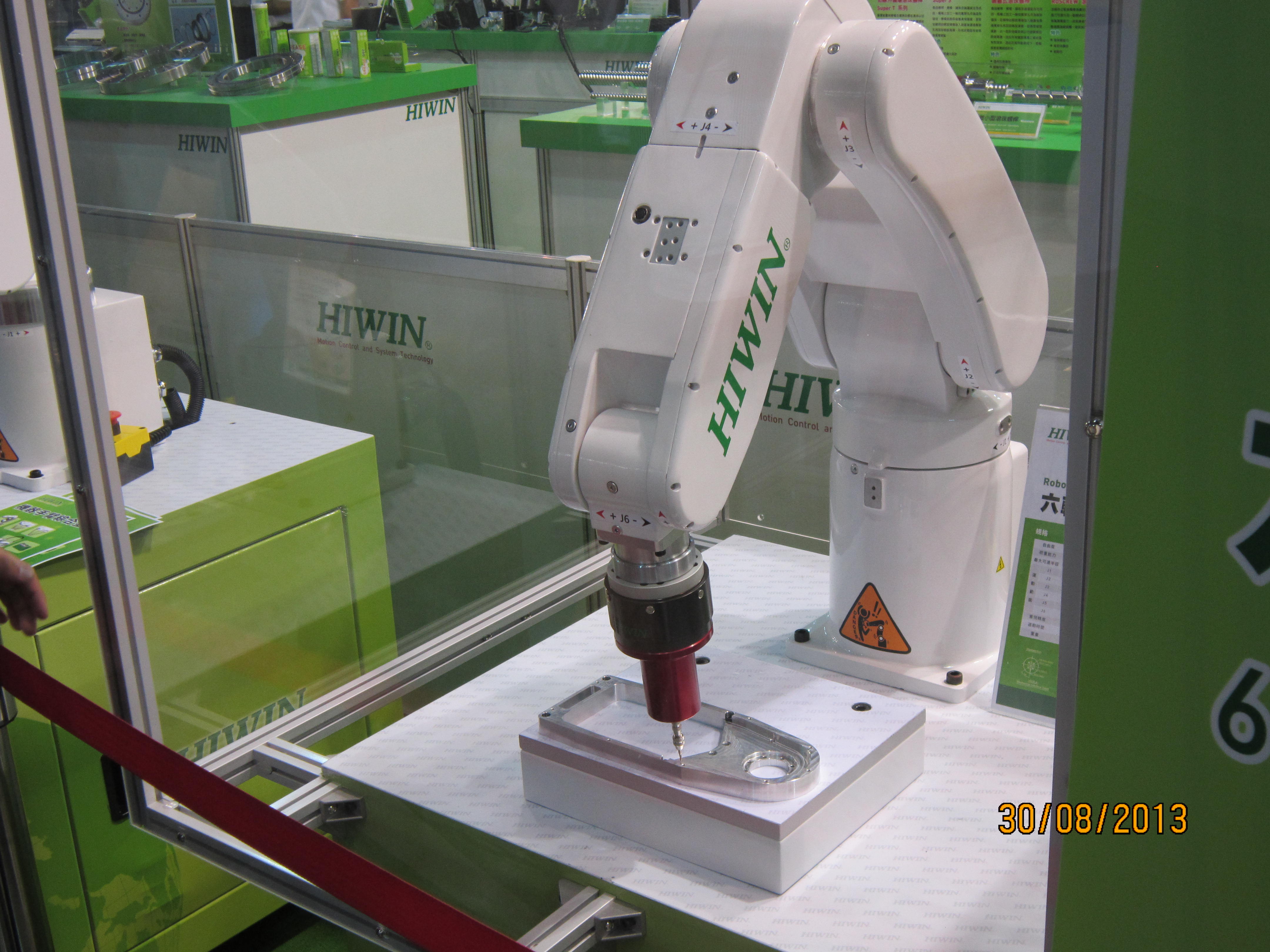 Robots will help boost Hiwin's 2014 revenue. 