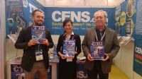 CENS representative (center) with foreign buyers at Automechanika Shanghai. 