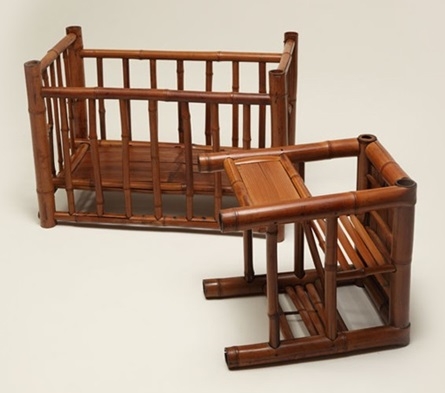 This bamboo chairs plus baby crib reflects the lifestyle of wealthy Taiwanese people in earlier days.