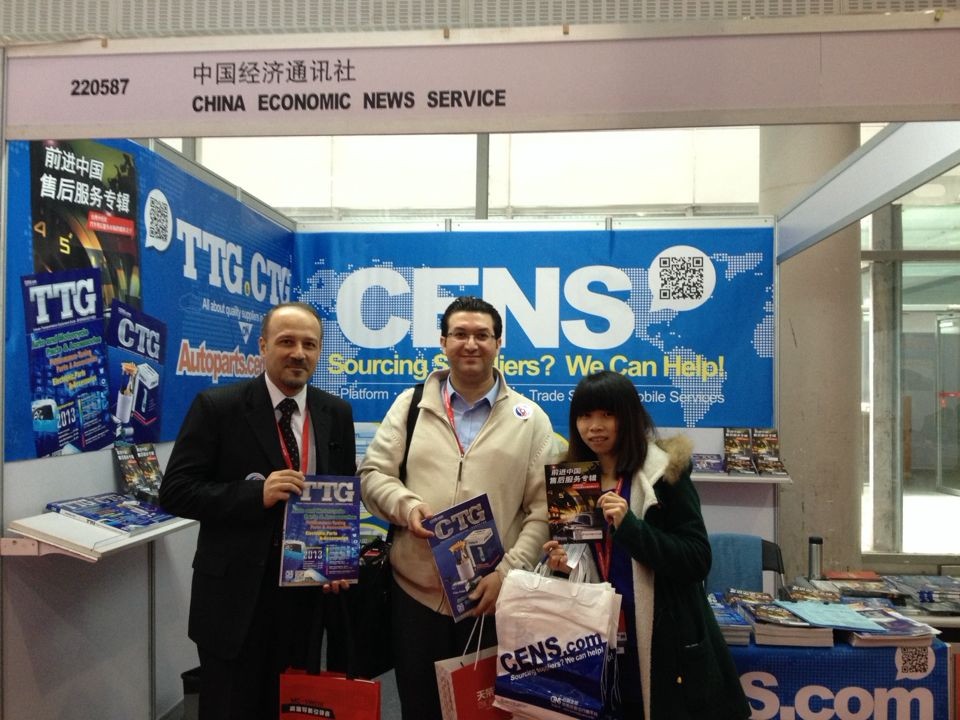 CENS representative (right) with foreign buyers at AAITF.