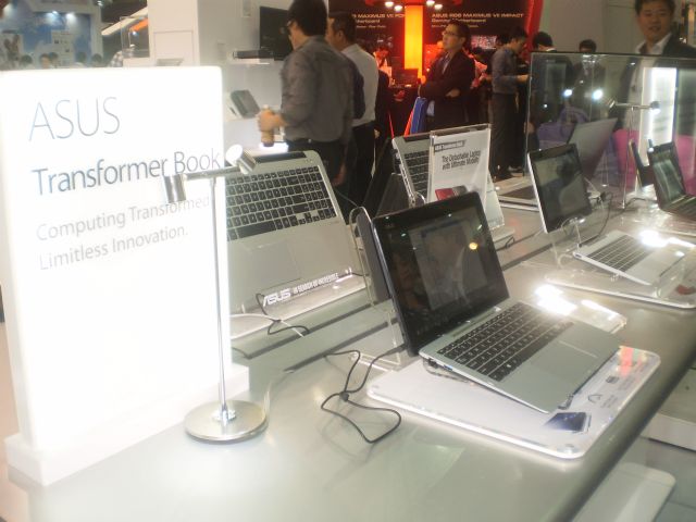 Asus’s Transformer Book series laptops, displayed at Computex Taipei 2014, held June 3-7, captured ample among consumers.