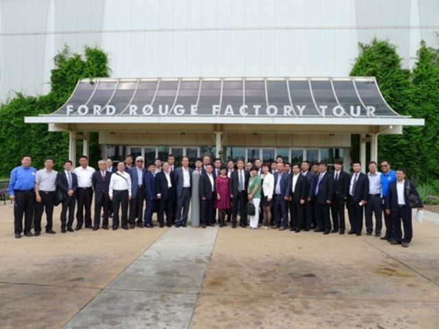 The CAAM delegation visited Ford’s green factory, the Ford Museum, and the assembly line for Ford F-type pickup trucks.