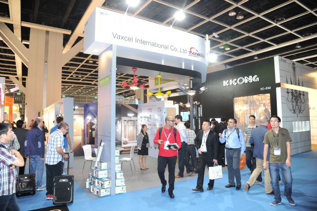 Over 150 Taiwanese manufacturers exhibited striking lighting products at the show. 