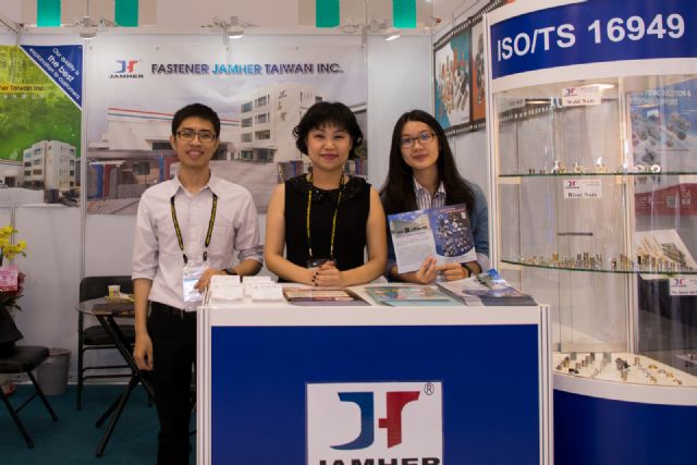 Fastener Jamher’s sales manager, Linda Lin (center), approves of TIFS 2014’s improved organization and floor layout.