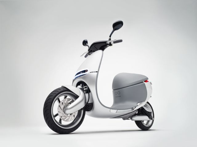 The eye-catching Smartscooter. (photo from Gororo) 