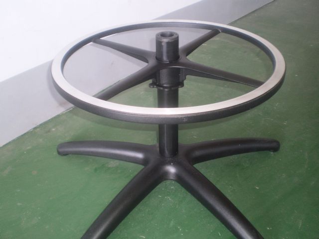 In Cheng’s stool footrest ring features knob-free height adjustment, material efficiency, lightweight and popular price.