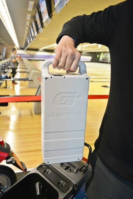 Bobe's lithium-ion battery pack is lightweight and very portable. (photo from UDN)

