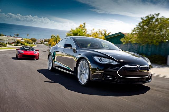 Tesla Model S, the highly popular premium EV. (photo from Tesla)