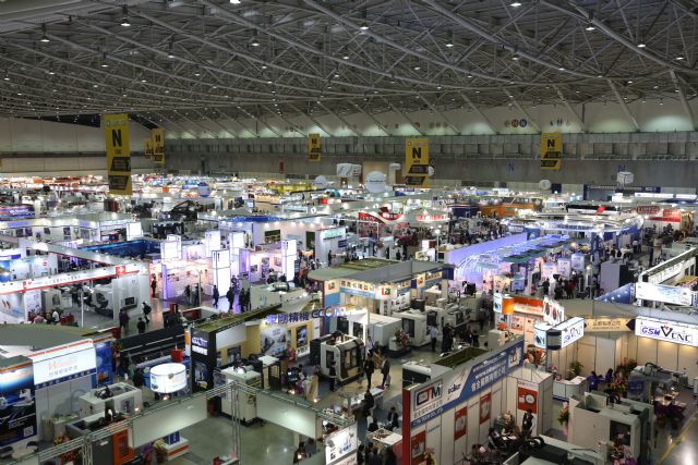 Some 1,015 exhibitors displayed products across 5,411 booths at TIMTOS 2015.