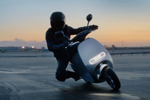 The Gogoro Smartscooter has been developed, made and marketed with concepts unseen in traditional PTW industry. (photo from Gogoro)