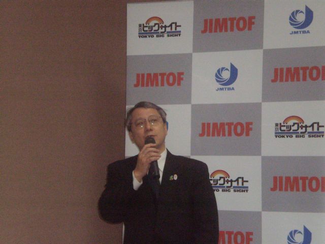 Yasuo Narita, head of Tokyo Big Sight’s Exhibition Services Bureau, emphasizes JIMTOF 2016 will have brand new, biggest-ever venue.