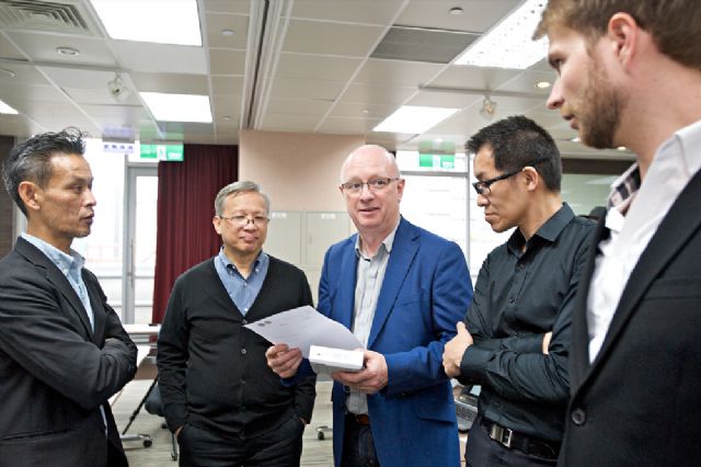 Jurors discuss selecting winners of Computex d&i Awards 2015.