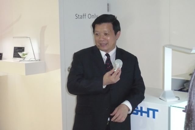 Everlight chairman Robert Yeh announces 3-year expansion plan. 