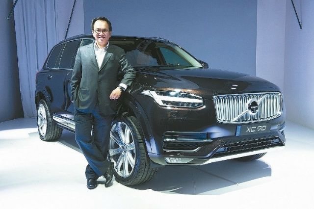 L.J. Chen, president of Volvo Car Taiwan, introduces the new Volvo XC90 LSUV in Taiwan as he announces Volvo's US$100 million investment project to expand local sales. (photo from UDN) 