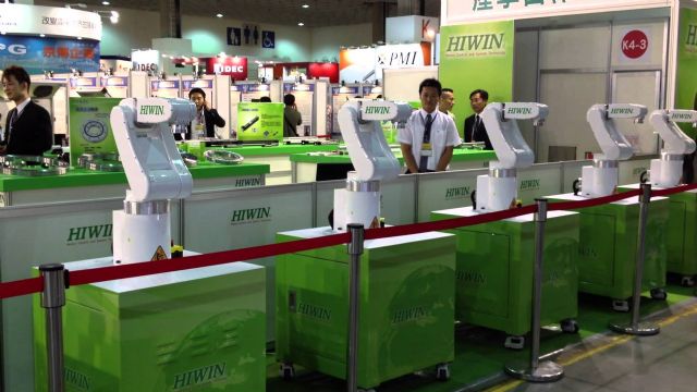 Robots are expected to boost Hiwin's Q4 revenue.