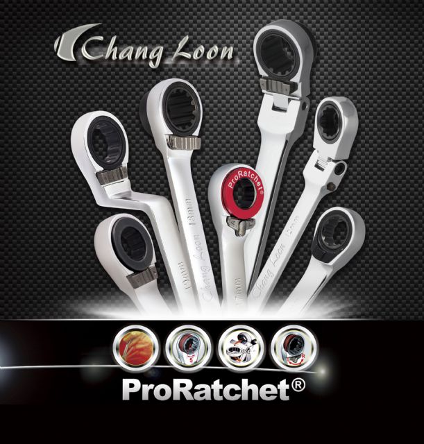 Colored ring embedded in heads have proven to be a successful design of Chang Loon’s ratchet box-end wrenches.